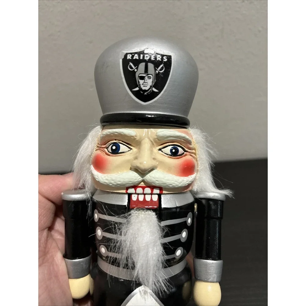 Oakland Raiders ~ Sports Collectors Christmas Nutcracker 6